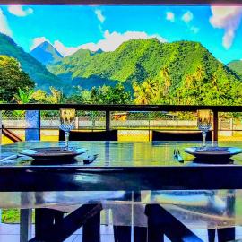 Teahupo'o Lodge Tahiti - Studio Natura, calme & intimité، فندق في Teahupoo