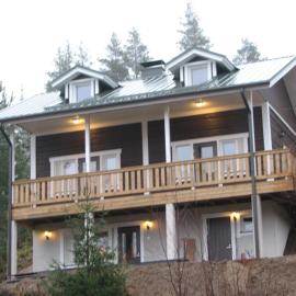 Pitkäniemen Lomamökit, hotel a Joutsa