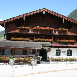 Gasthaus Jakober, hotel v mestu Alpbach