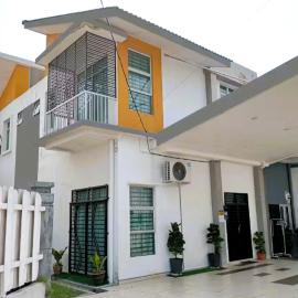 Sarrah Homestay At Kasa Height Residence