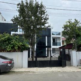 Saba Guest House, hotel i Ureki