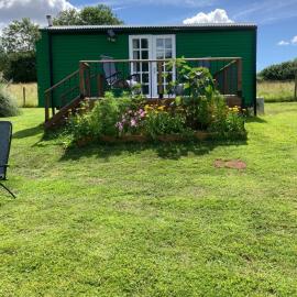 Shepherds Hut (Benny's)