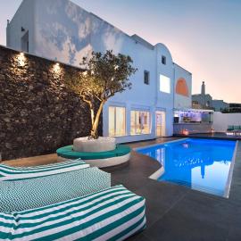 Gianna Suites, hotel Fírában