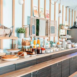 Brit Hotel Confort Saint-Lô、サン・ローのホテル