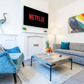 Contractor Friendly - Sleeps 7 - Fast WiFi - Near A50, hotell sihtkohas Stoke-on-Trent