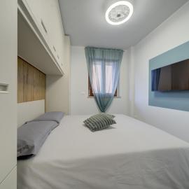 SGHouse appartamento con parcheggio gratuito, хотел в Риволи