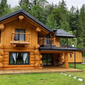 Cabana Cozy Nest, hotel in Topliţa