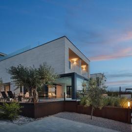 Brand new Villa B63, heated pool and wellness