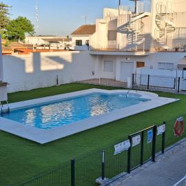 Apartamento Turístico Damajuana Parking Free, hotel in Espartinas