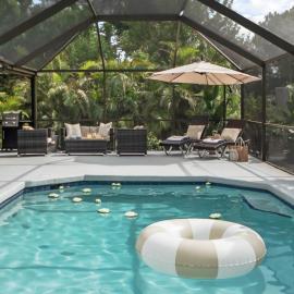 Lotus House - Relaxation - close to Beaches - Heated Pool, khách sạn ở Venice