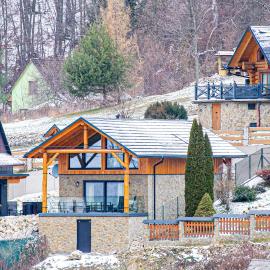 Chalet pod Strážovom, hotel a Zliechov