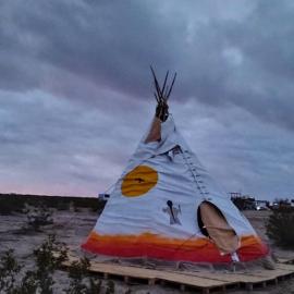 Tee Pee at Maringa Serrano, hotel in Joshua Tree