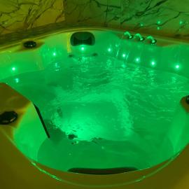 Masažinis baseinas senamiestyje, hotel a Klaipėda