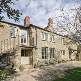 Holliers Cottage โรงแรมในLedwell
