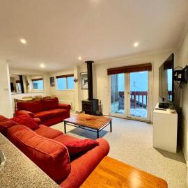 HUSKI 3 AMS Mt Buller, hotel i Mount Buller