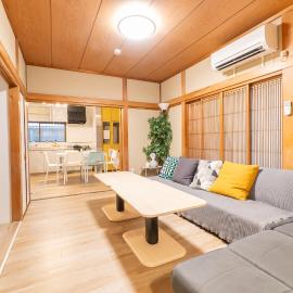 oyadoya nagoya kusu 名古屋 大人数貸切ホテル 最大9名 ペット可 駐車場有り, hotel v destinácii Nagoja