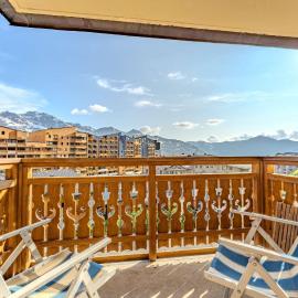Charming 6-Person Flat - Heart of Val Thorens, 3 Vallées Ski Area