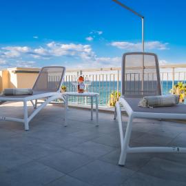 DIMORA CATERINA - Suite Apartments & Sea View, hotel in Mola di Bari
