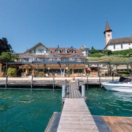 HAUS AM SEE Lakefront Rooms on Lake Thun SELF CHECK-IN Digital Reception, hotel a Oberhofen am Thunersee