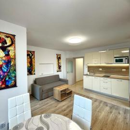 Cabacum Pleasure Beachfront Apartments - 50m to Beach and Pool, hotel in Varna City