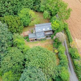Finest Retreats - Hollybush Studio