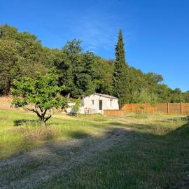Maisonnette cosy à la campagne, hotelli kohteessa Céret