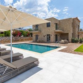 Ampeli Villas, Hotel in Stoupa