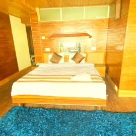 Hotel Queen
