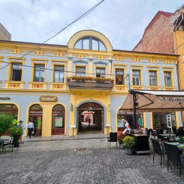 La Opt Apartments, hotel u gradu 'Oradea'