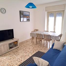 "Da Alfio e Pina" Large 3 Bedrooms Apartment - Stays in Catania