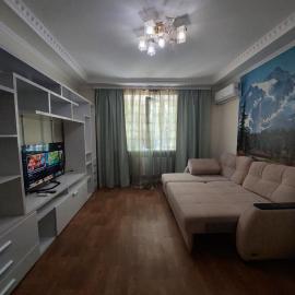 2 комн. 5 мест, 10 мин. до Центра, hotel in Kropyvnytskyi
