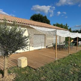 Villa Le Cauffour, hotel em Thénac