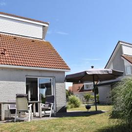 Beach,sea,and tranquility 6-person villa with sauna pet-friendly, hotell sihtkohas Scharendijke