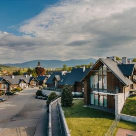 Osada Śnieżka koło Karpacza, hotel em Łomnica