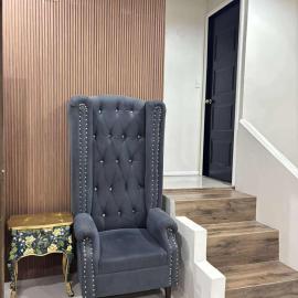 2 bedroom cute log house in Bacolod- near NGC