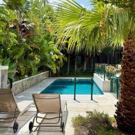 Charming cottage, pool & garden by Guincho beach