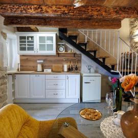 VELA VOLTA Holiday Home, Hotel in Vrbnik