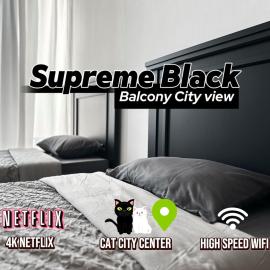 Tropics City Supreme Black Theme Large Balcony City View至尊黑主题大阳台城市风景民宿 โรงแรมในกูชิง
