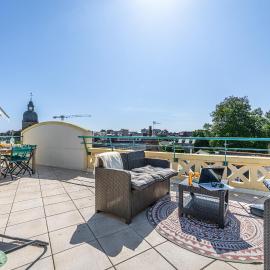joli toit terrasse Le Celtic, hotel a Dinard