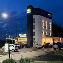 Rooms & Spa BJELASICA, hotel in Bijelo Polje