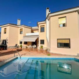 Villa Bobal, hotel a Requena