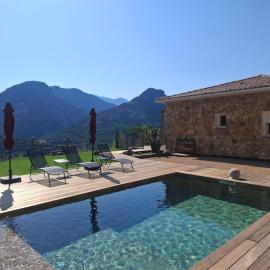 Domaine Le Chemin des Oliviers Maison 3 chambres 8 personnes piscine chauffée 15 avril 15 octobre