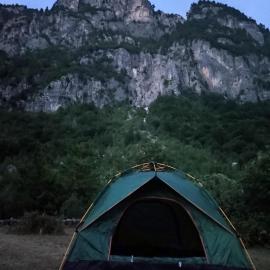 North wild camping, hotel sa Shkodër