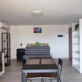 Julie house vip