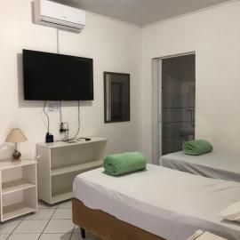 Pousada Irmão Sol Irmã Lua, hotel in Abadiânia