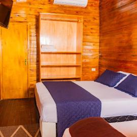 Cabaña Antonella by Renty, hotel Encarnaciónban