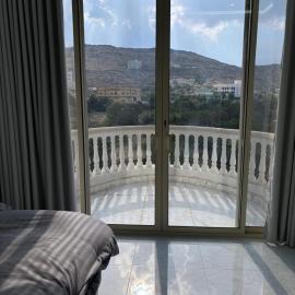 شقق الاطاولة المفروشة, hotell i Āl Ţāwilah