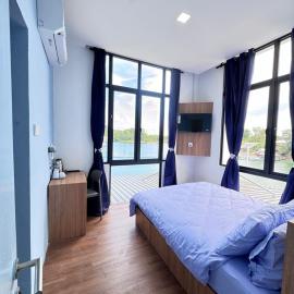 RTS - BluLake Guesthouse Tasik Biru Bau, hotell i Bau
