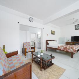 Cozy Studio - Panampilly Nagar