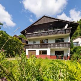 Bystra Unique House in the Mountains with Terrace, Garden & Parking by Noclegi Renters